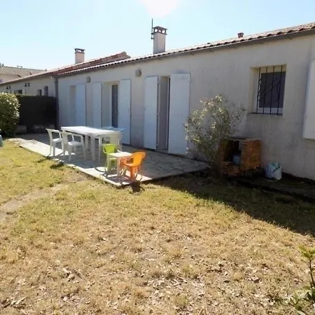 De L'hippodrome 1 * La Palmyre