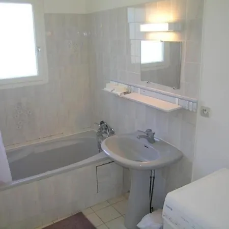 Villa De L'hippodrome 1 *